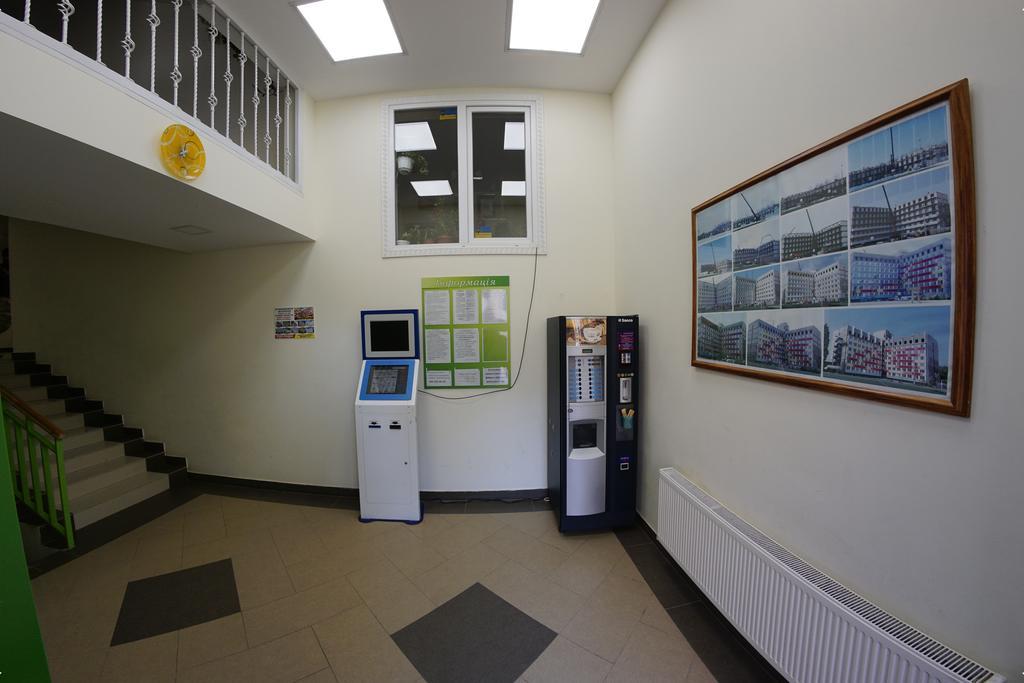 54A Tselinogradskaia Str At Alekseevka Underground Харьков Экстерьер фото